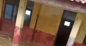 Banjir Rob Meluas di Karawang, Sekolah dan Pemukiman Terendam