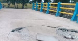 Diduga Gagal Kontruksi, Proyek Jembatan di Cabangbungin Amblas.