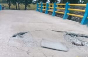 Diduga Gagal Kontruksi, Proyek Jembatan di Cabangbungin Amblas.