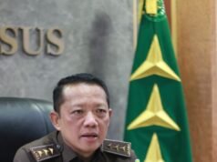 Kejaksaan Agung Memeriksa 7 Orang Saksi Terkait Perkara Impor Gula.