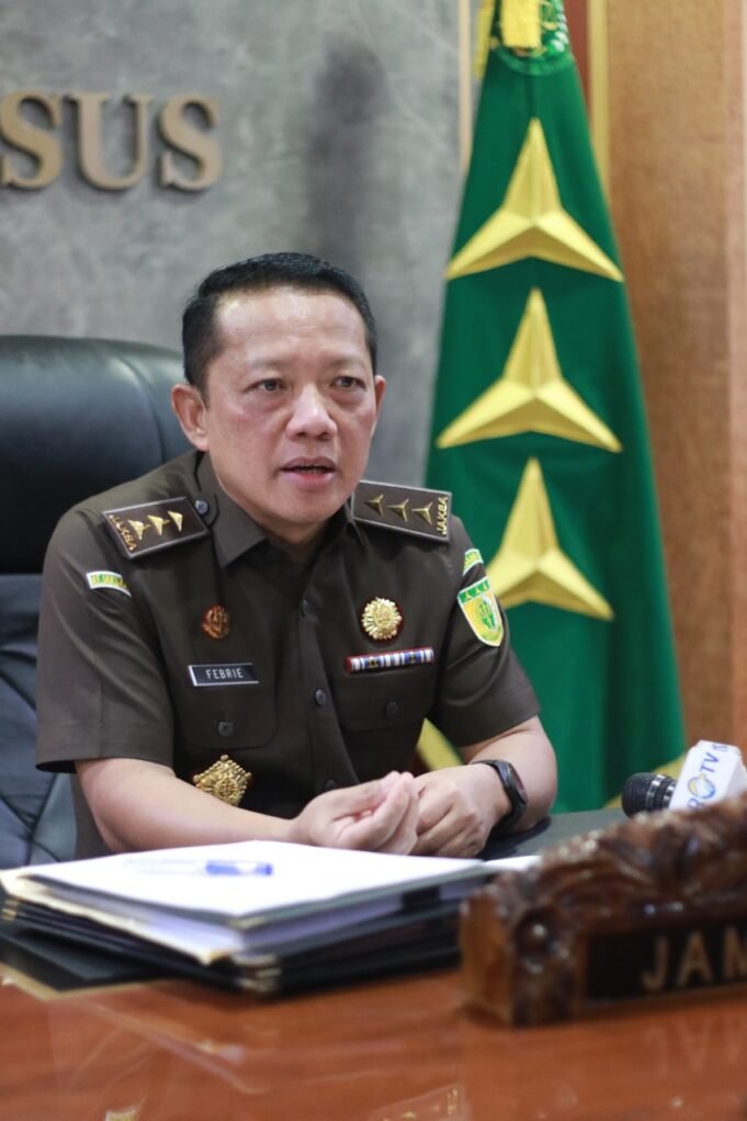 Kejaksaan Agung Memeriksa 7 Orang Saksi Terkait Perkara Impor Gula.