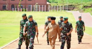 Pangdivif 2 Dampingi Kunjungan Kerja Menhan Republik Indonesia.