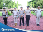 Kapolda Sulsel Pimpin Upacara Pemberian Penghargaan dan PTDH Personel Polda Sulsel.