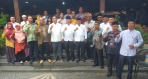 Muspika Kecamatan Cikarang Utara,Bersilaturahmi Kerumah Wakil Bupati Bekasi Terpilih dr Asep Surya Atmaja.