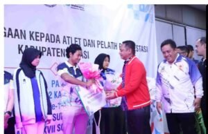 Pemkab Bekasi Salurkan Bonus Rp22 Miliar Untuk Atlet dan Pelatih Berprestasi.