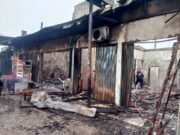 Empat Toko Diwarung Satu Jalan Raya Pilar Sukatani, Ludes Dilalap Sijago Merah.