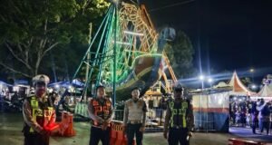 Polres Lampung Tengah Terjunkan Puluhan Personel,Untuk Amankan Event Titik Kumpul di Tugu Kopiah Emas.