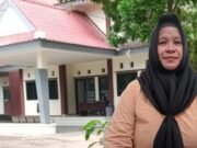 Warga Keluhkan Pelayanan, Pegawai Kecamatan Karang Bahagia Kurang Respon.