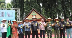 Dorong Ketahanan Pangan,Pj Bupati Bekasi Buka Festival Durian dan Buah Nusantara 2025.