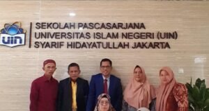 Lahir dari Keluarga Petani, Achmad Cholil Raih Gelar Doktor dari UIN Jakarta.