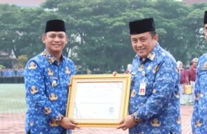 Pemkab Bekasi Raih Penghargaan Zona Hijau Pelayanan Publik