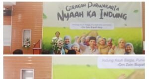 Menjelang Gerakan Purwakarta Nyaah Ka Indung, Relawan Bapak Aing Laksanakan Kegiatan Bersihkan Jalan