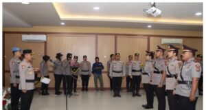 Kasat Reskrim Polres Bungo Resmi di Serahterima dari AKP Febrianto Kepada AKP Ilham Tri Kurnia, dan Kapolsek Tanah Sepenggal Lintas IPDA Rizky Trheeyudha kepada IPTU Charlos Sihombing