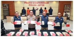 Polda Jatim Berhasil Ungkap Jaringan Narkoba Internasional 21 Kg Sabu Senilai 22 Milyar Disita