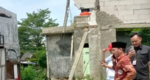 Bupati Bekasi Tinjau Longsor Ciantra, Instruksikan Penanganan Terpadu