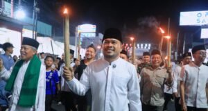 Nyala Semangat Nasionalisme dalam Pawai Obor 1 Muharram di Purwakarta