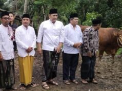 Bupati H M Syukur Sholat Idul Adha 1446 H di Sungai Manau, Sekaligus Serahkan Hewan Qurban dari Presiden dan Pemkab Merangin