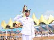 Muhammad Rizky Prasetyawan Torehkan Prestasi Harumkan SMKN 1 KALIANDA Dalam Pengibaran Bendera Merah Putih Di Lapangan Menara Siger