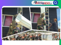 Satgas Yonif 700/WYC Gotong Royong Perbaiki Atap Gereja di Pegunungan Papua