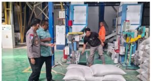 Kapolda Aceh Cek Kualitas Beras di Kilang Padi Blang Bintang, Pastikan Bebas Oplosan