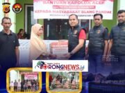Kasat Reskrim Polres Pidie Serahkan Bantuan Kapolda Aceh Kepada Warga Terdampak Bencana di Gampong Blang Pandak