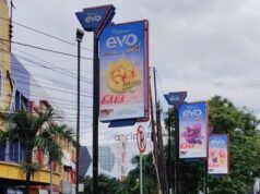 Reklame di Jalur Disabilitas Pedistrian Disorot, Pemkab Karawang Diminta Tegas