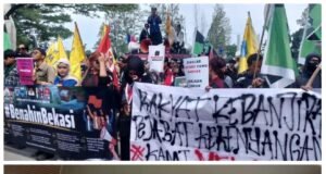 Plt Bupati Bekasi Tidak Punya Empati Terhadap Aksi Demo Mahasiswa