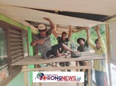 Satgas TMMD ke-128 Kodim 0420/Sarko Percepat Pemasangan Plafon Masjid Nurul Huda