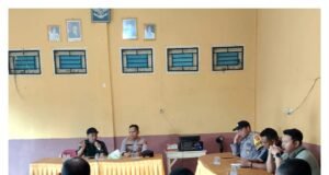 Kapolsek Pamenang Turun Langsung Sosialisasikan Warga Diminta Jangan Takut Melapor