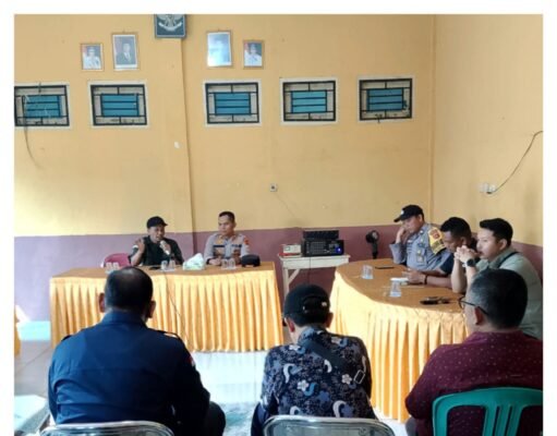 Kapolsek Pamenang Turun Langsung Sosialisasikan Warga Diminta Jangan Takut Melapor