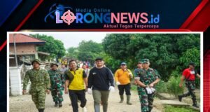 Dandim 0420/Sarko Pimpin Langsung Gotong Royong Pengecoran Jalan, Wujud Nyata Sinergi TNI dan Pemda Untuk Masyarakat Sarolangun