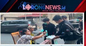 BEM FH UMT Wujudkan Kepedulian Sosial Lewat Pembagian Masker Gratis